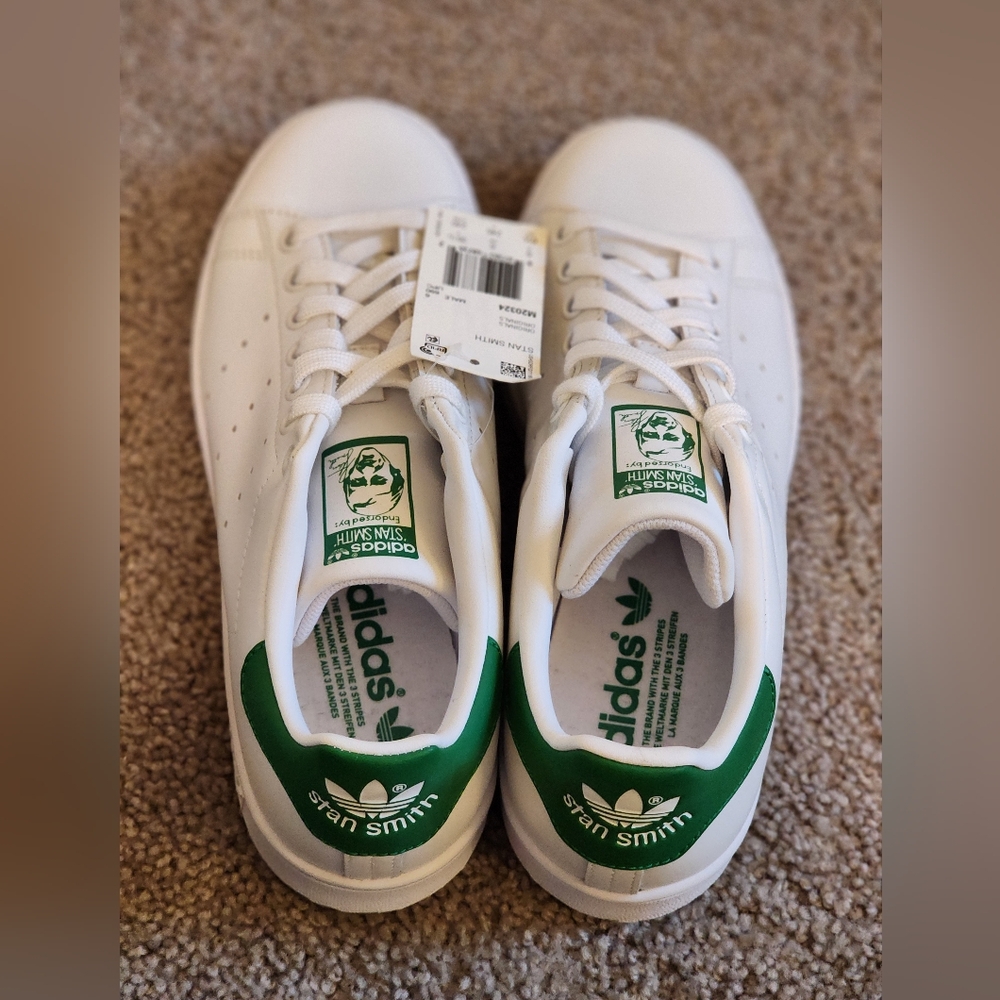 STAN SMITH Adidas Classic Originals NWTO.  M-6.5, W-8